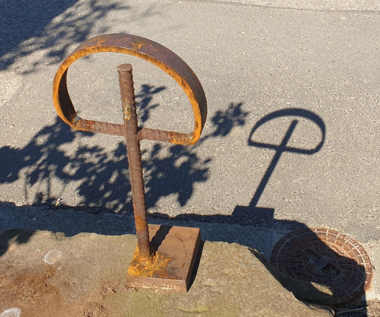 Christian Beisenherz-Huss Kreuz Vortragekreuz Skulptur Christian Beisenherz-Huss Kreuz Vortragekreuz Skulptur