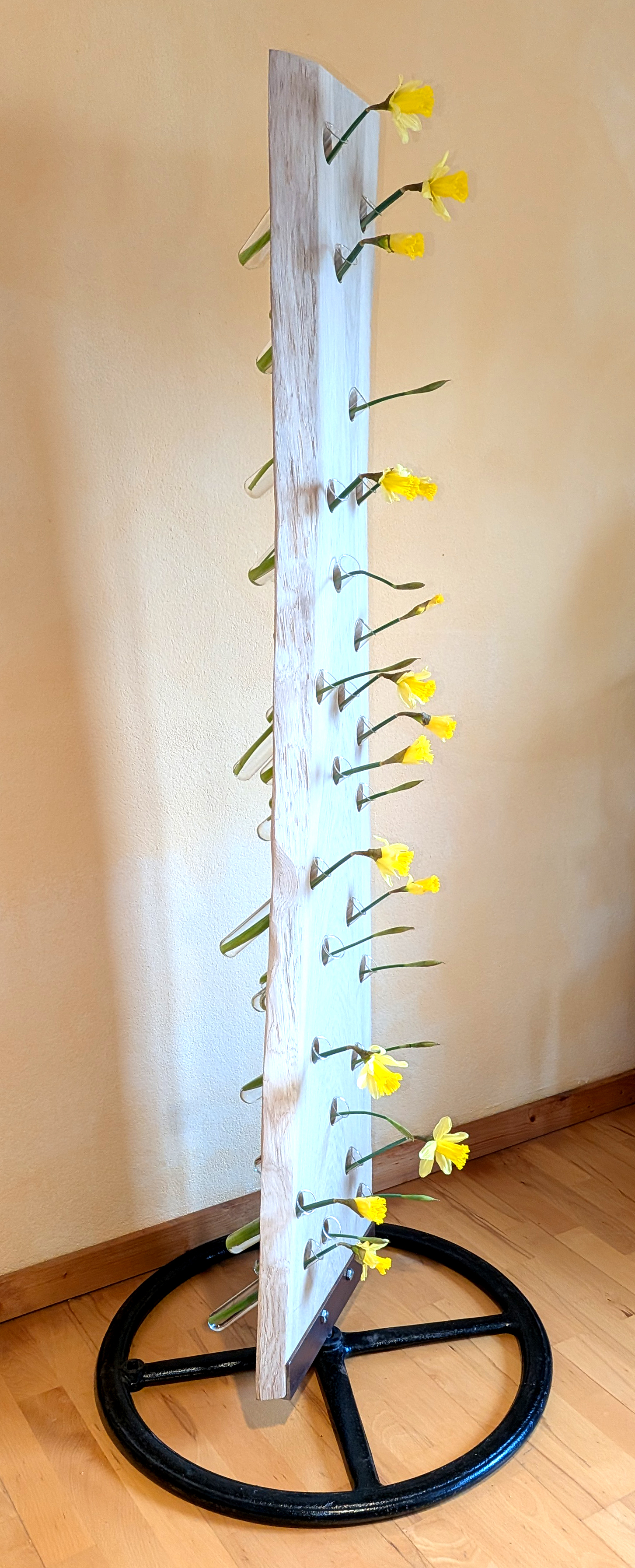 Christian Beisenherz-Huss Skulptur Leidensweg Lebensweg Kirche St. Martin Freiburg